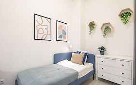 Central Room For Solo Traveller