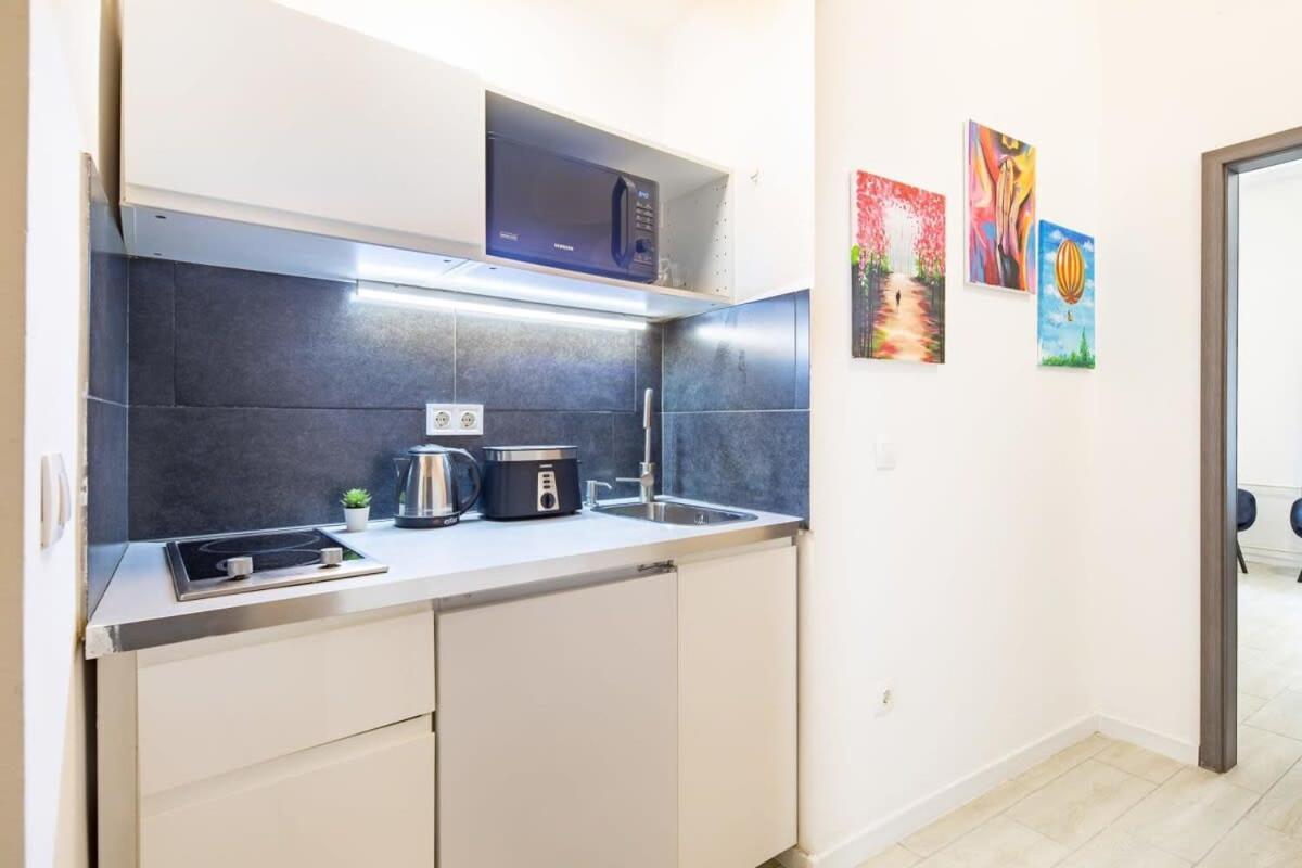 Central Room For Solo Traveller Budapest Exterior photo